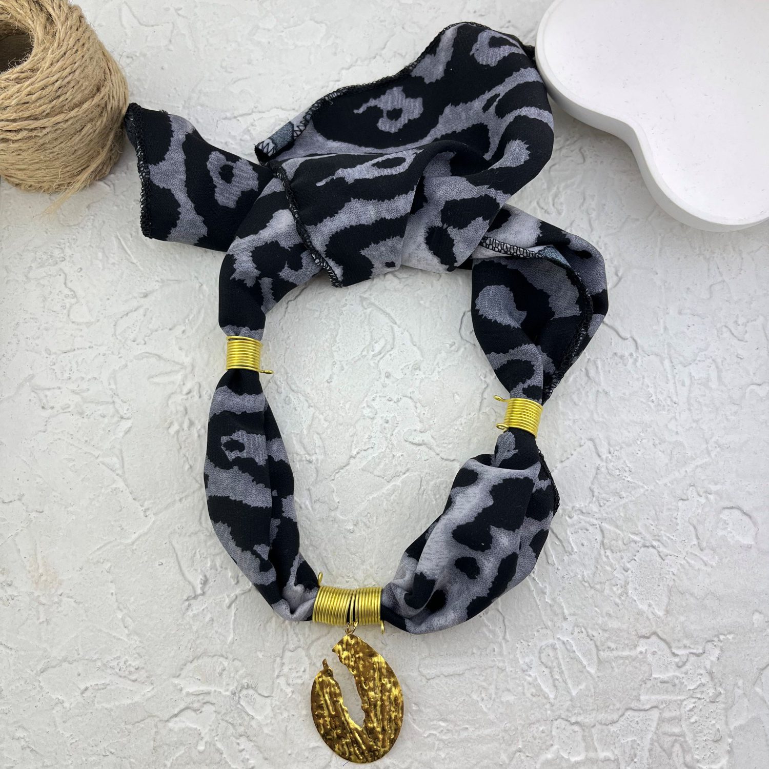 گردنبند زنانه پارچه ای مدل پلنگی کد N5164